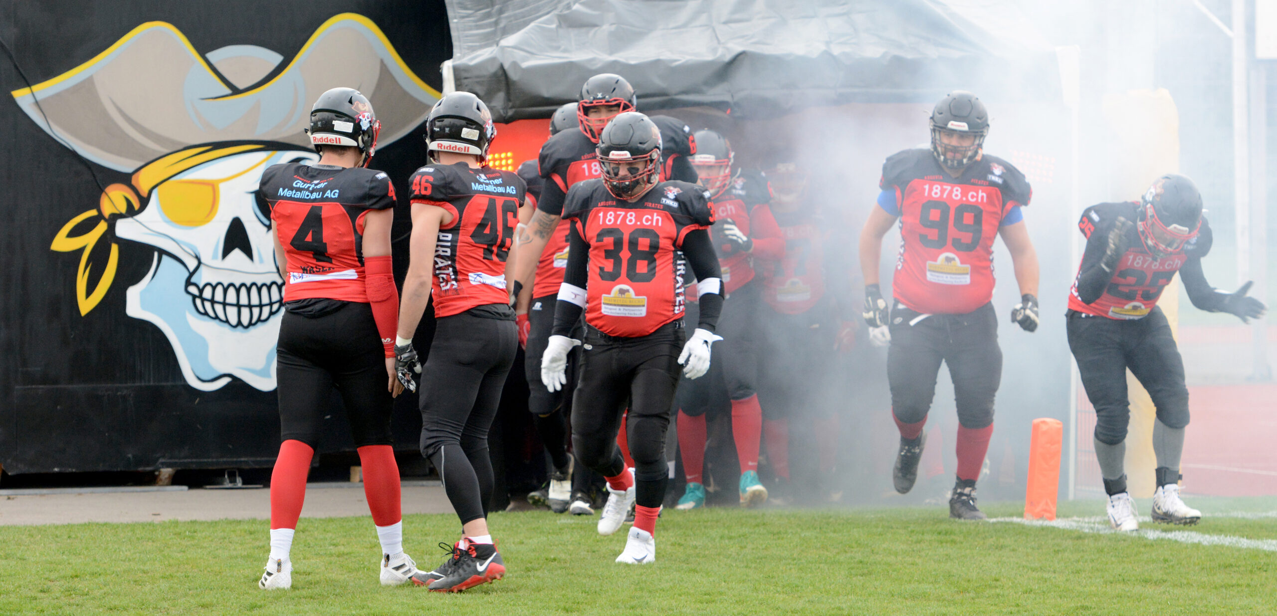 American Football
Argovia Pirates - Zurich Renegades
Einlaufen
April 2019