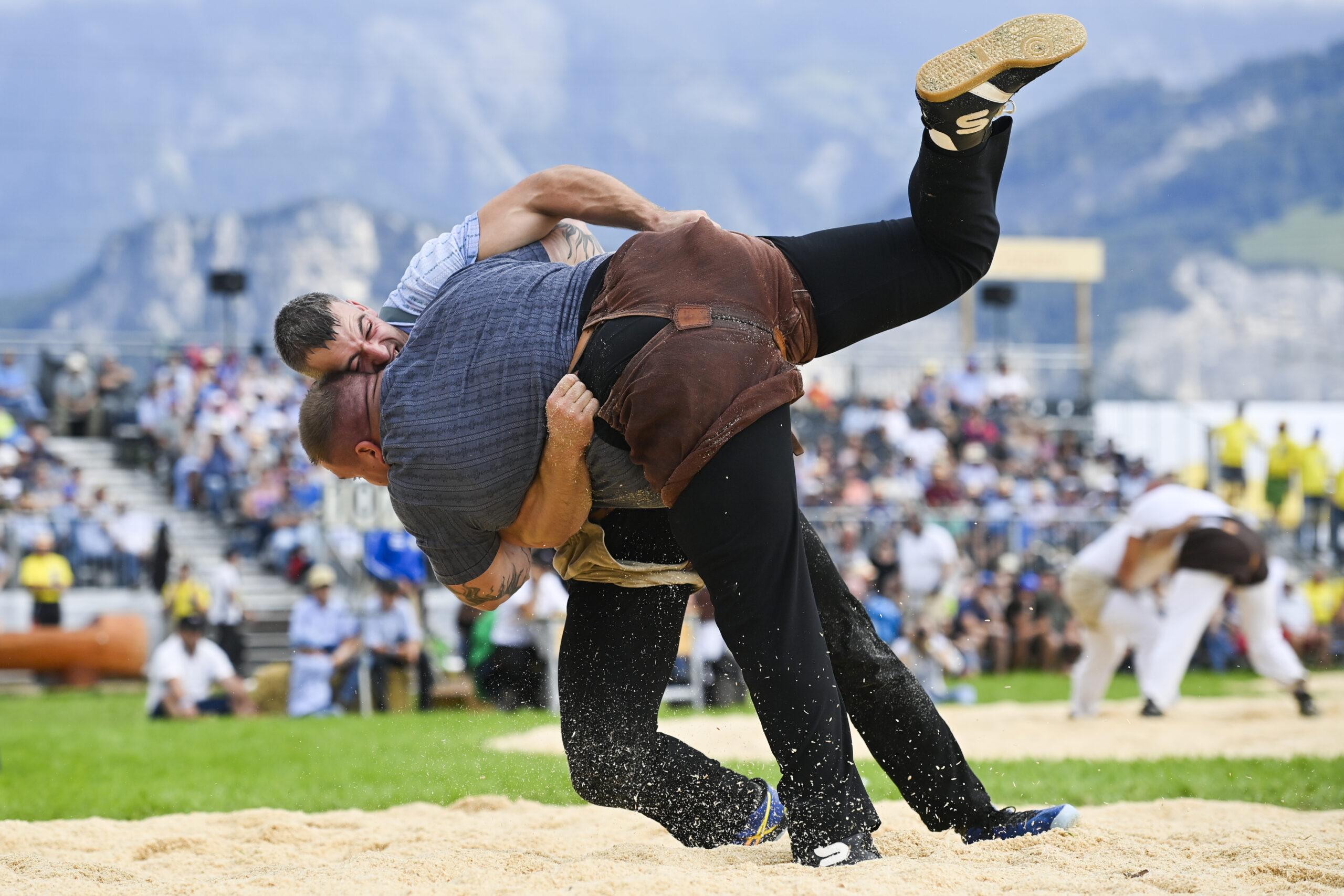 SCHWINGEN NORDOSTSCHWEIZER SCHWINGFEST