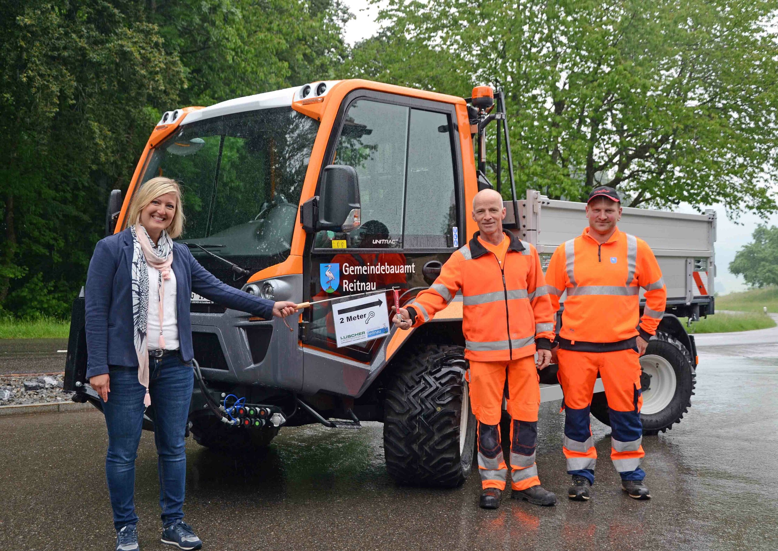 750_0008_15988394_140520_reg_kommunalfahrzeug_reitnau_ti