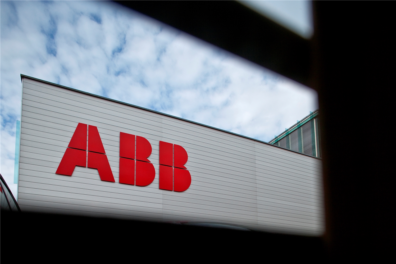 750_0008_6278195_ABB