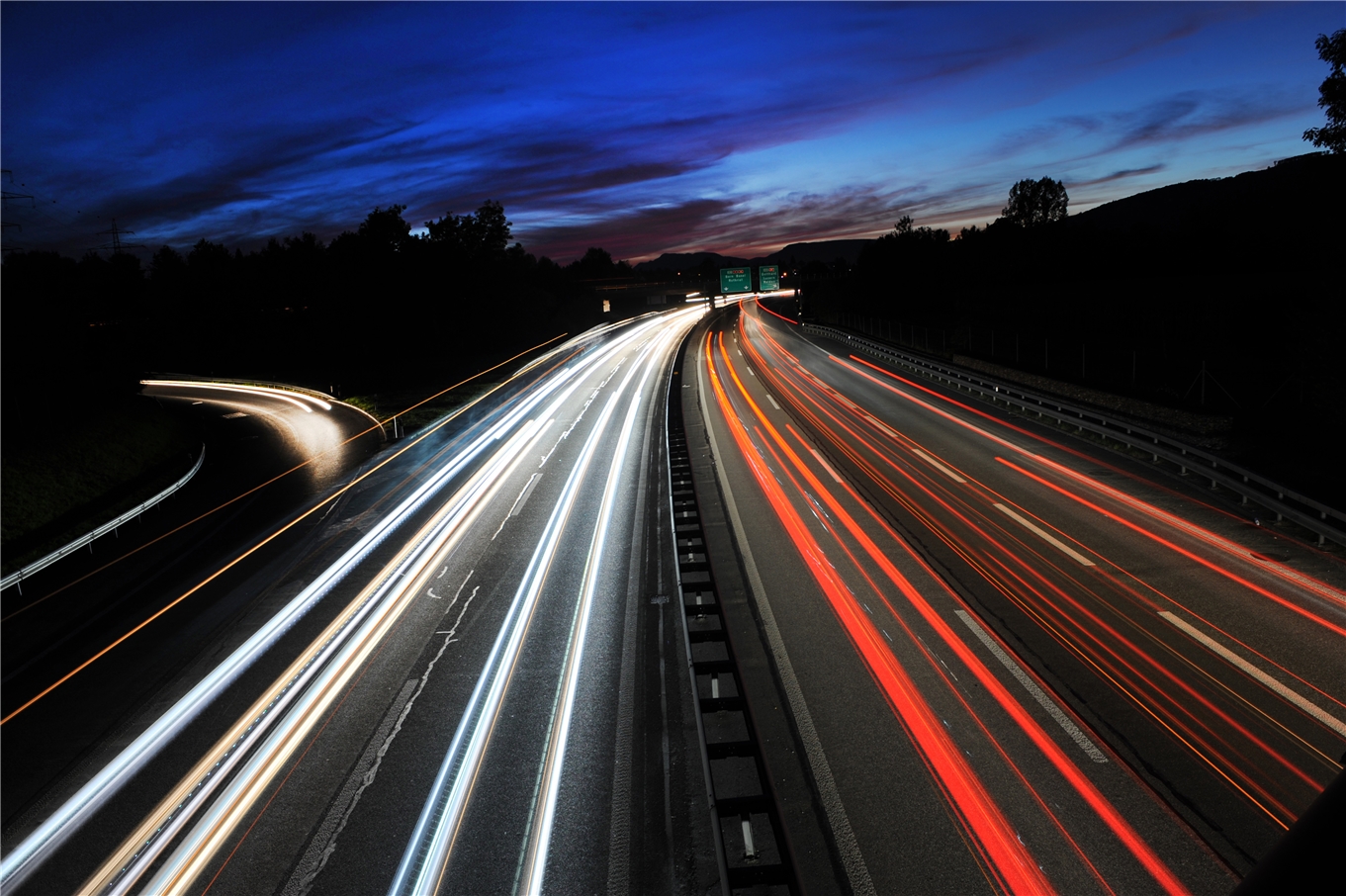 750_0008_9710127_170816_reg_autobahna1_ran2