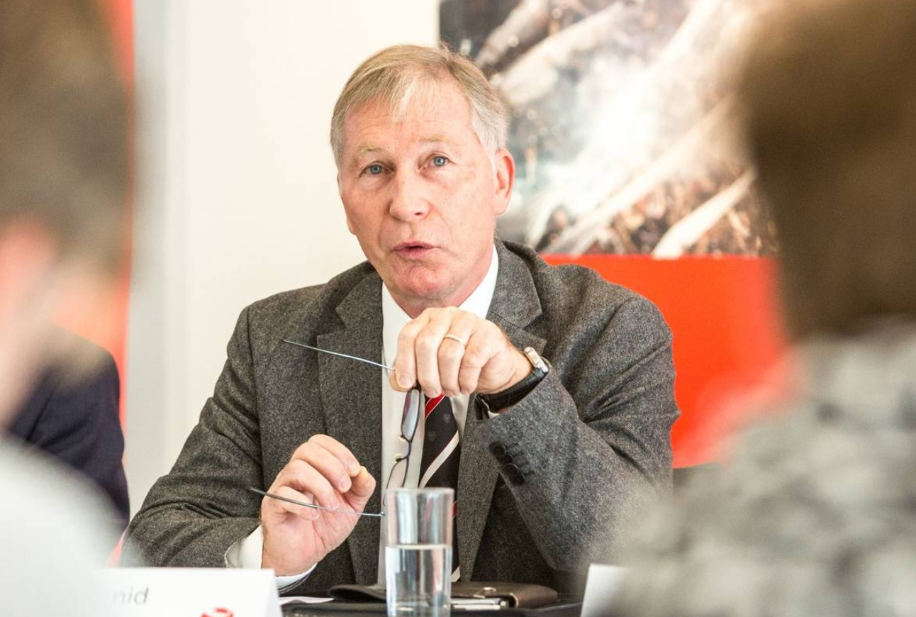 Alfred_Schmid