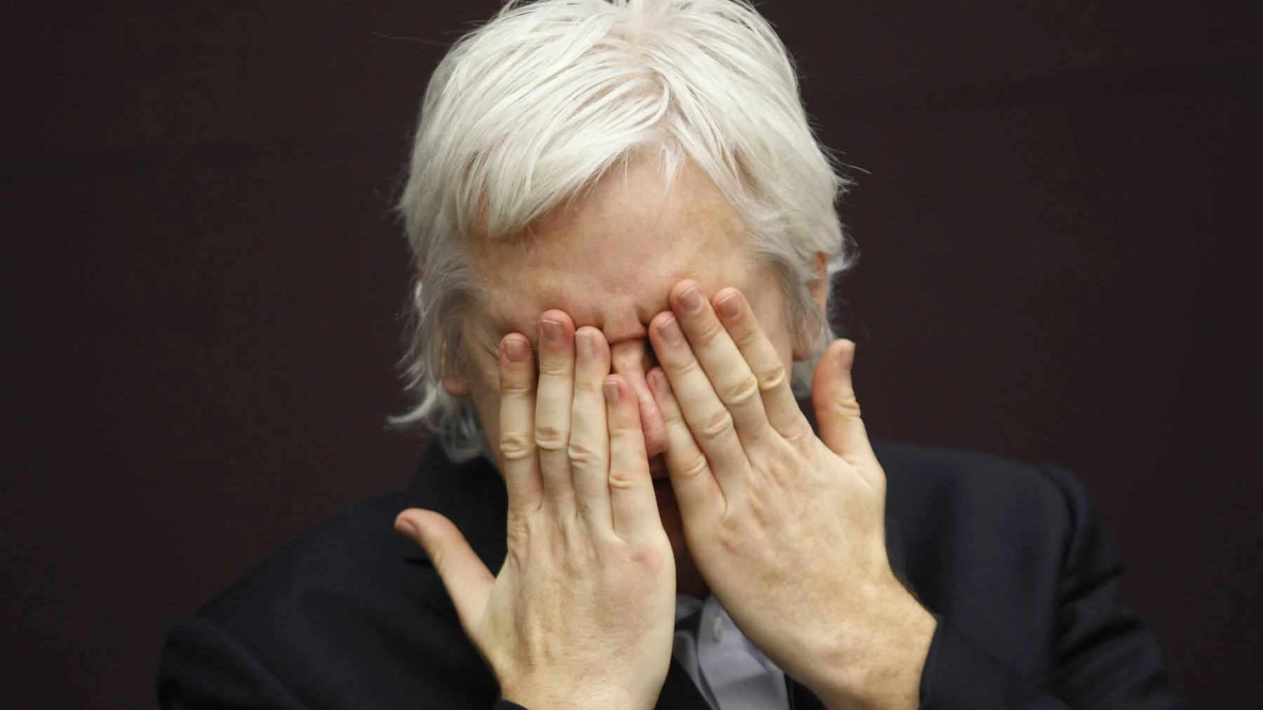 Assange_AP