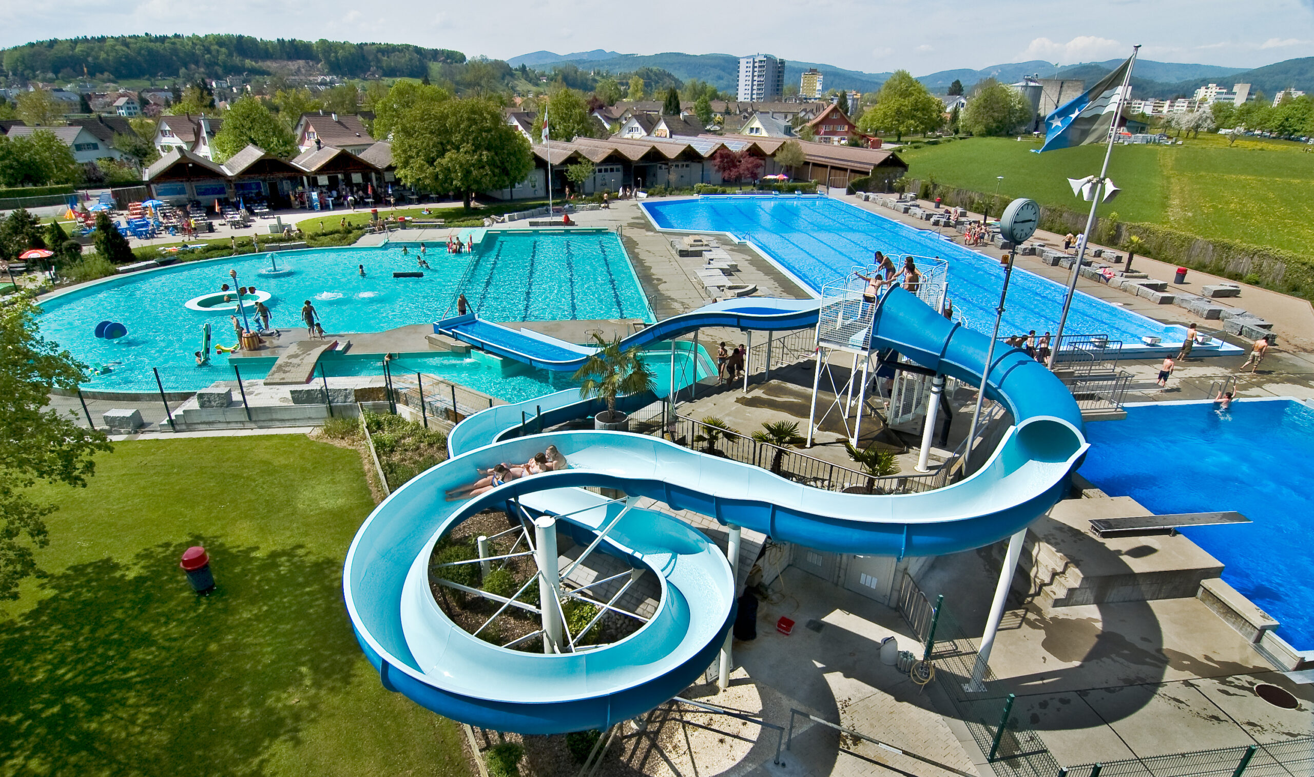 Bild-Schwimmbad-Zofingen