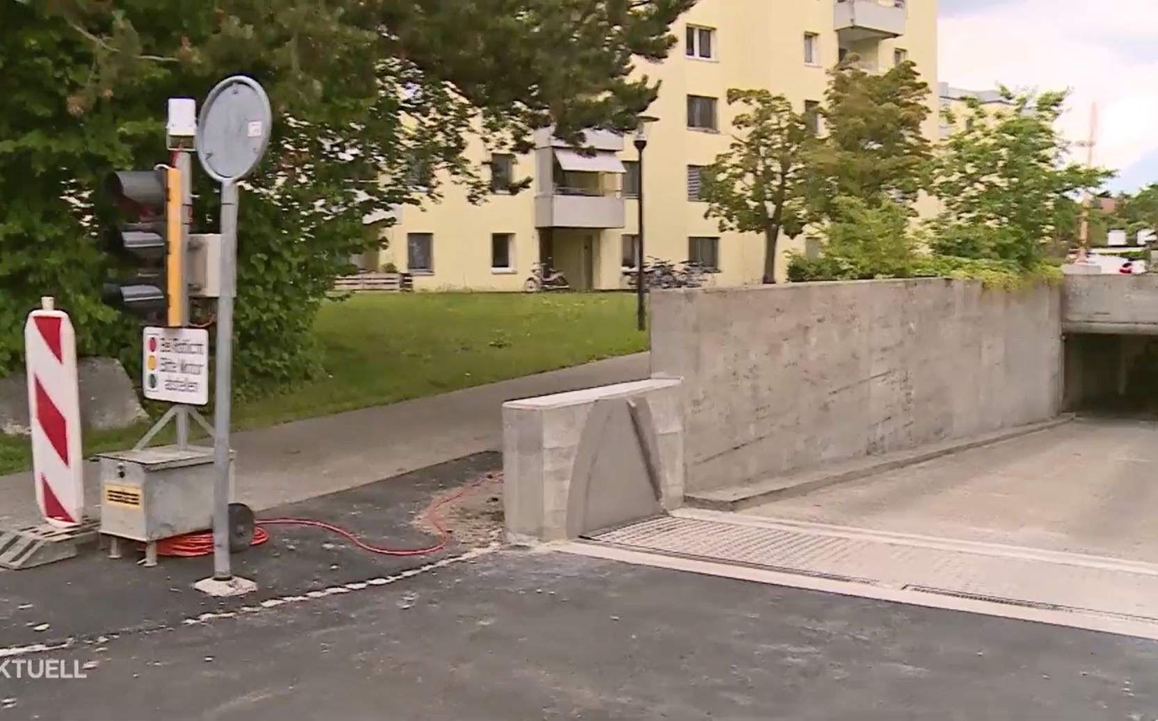 Doebeligut_Garageneinfahrt_M1