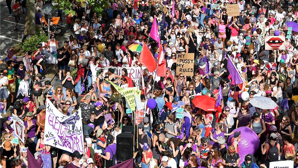 Frauendemo2