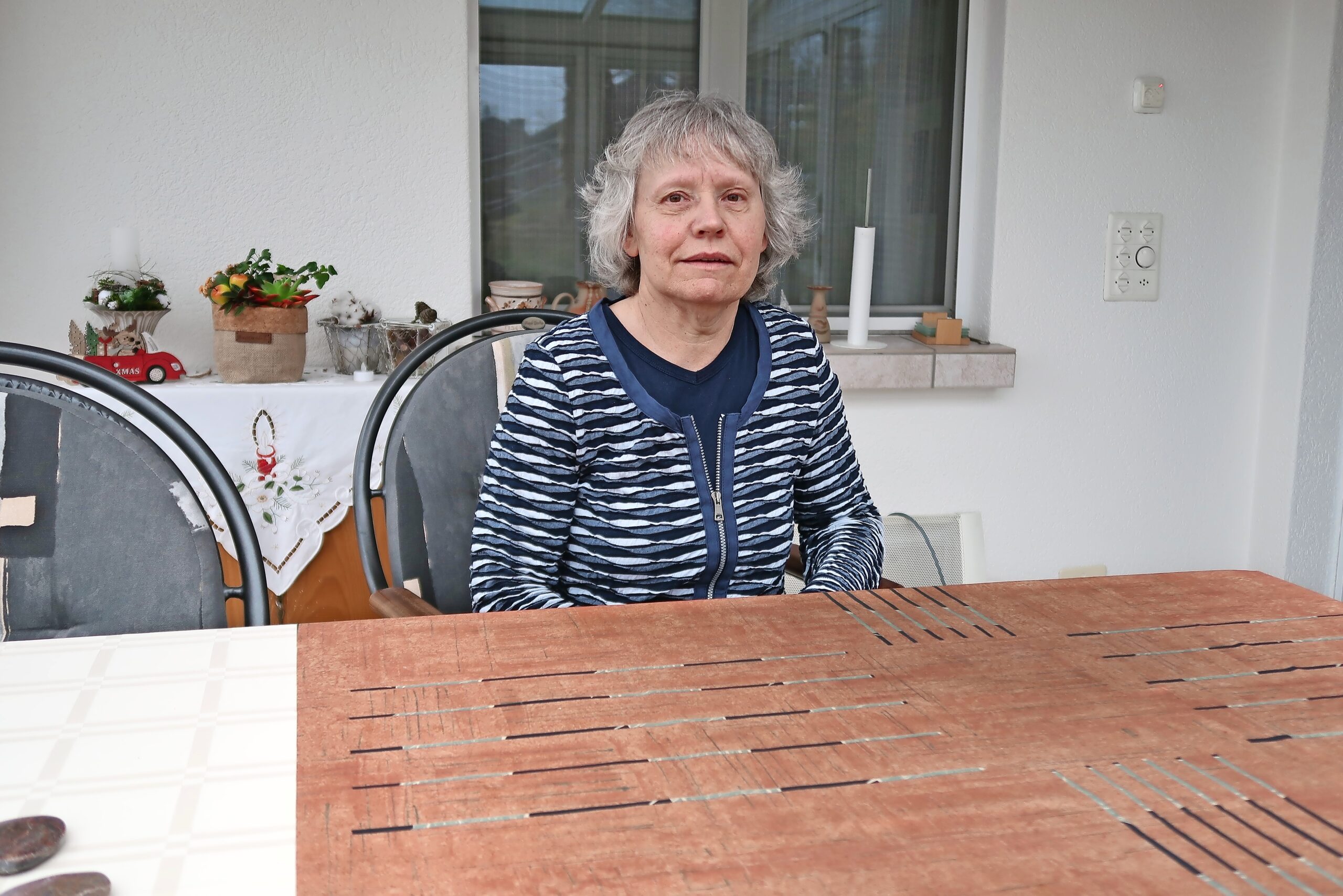 Die Mutter von Susanne Stalder verstarb mit Corona im Sennhof.