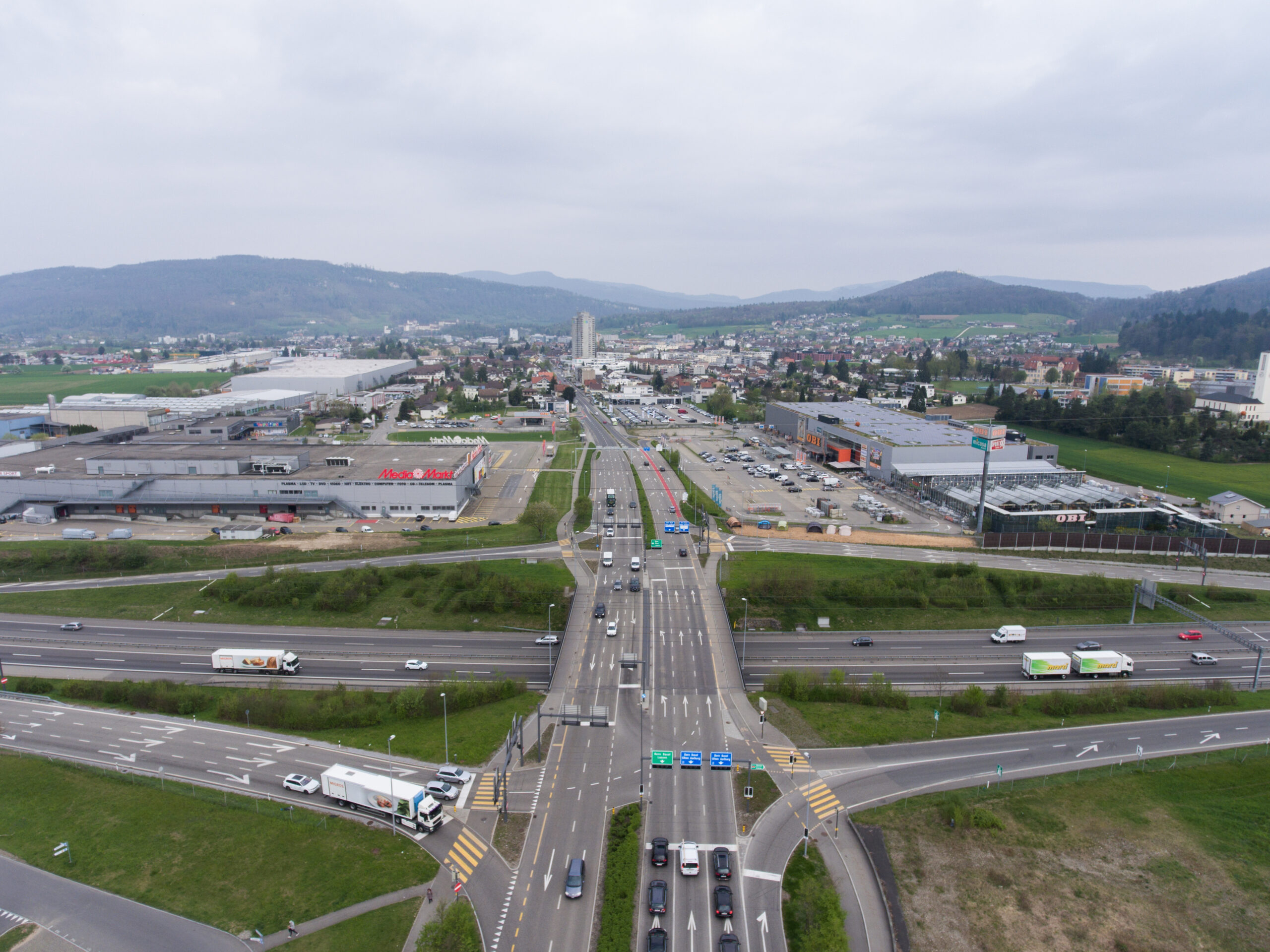 Oftringen aus der Luft, aufgenommen im April 2017
