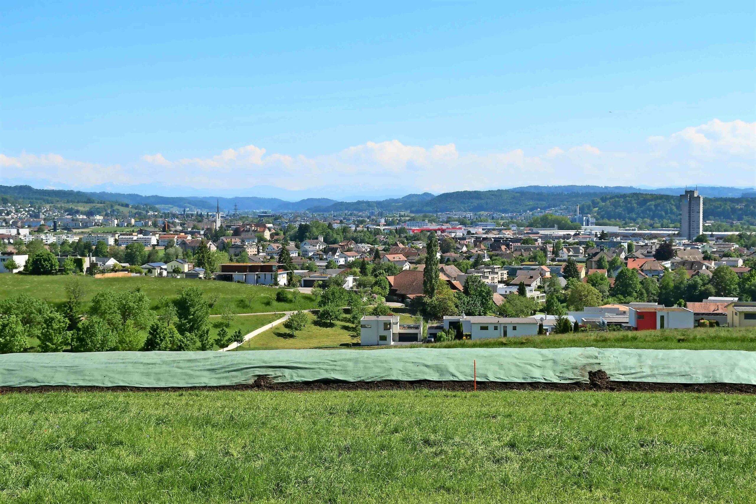 Blick auf die Gemeinde Oftringen und das Wiggertal am 31. Mai 2021.