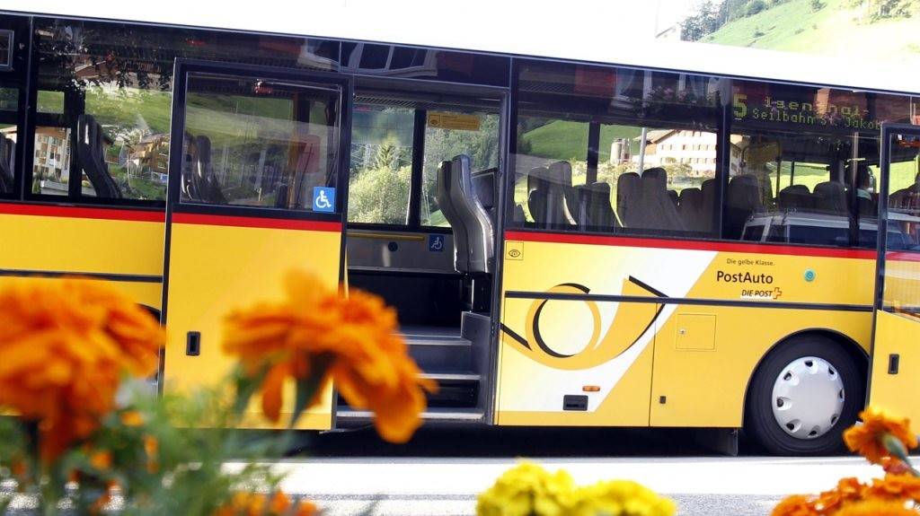 Postauto2