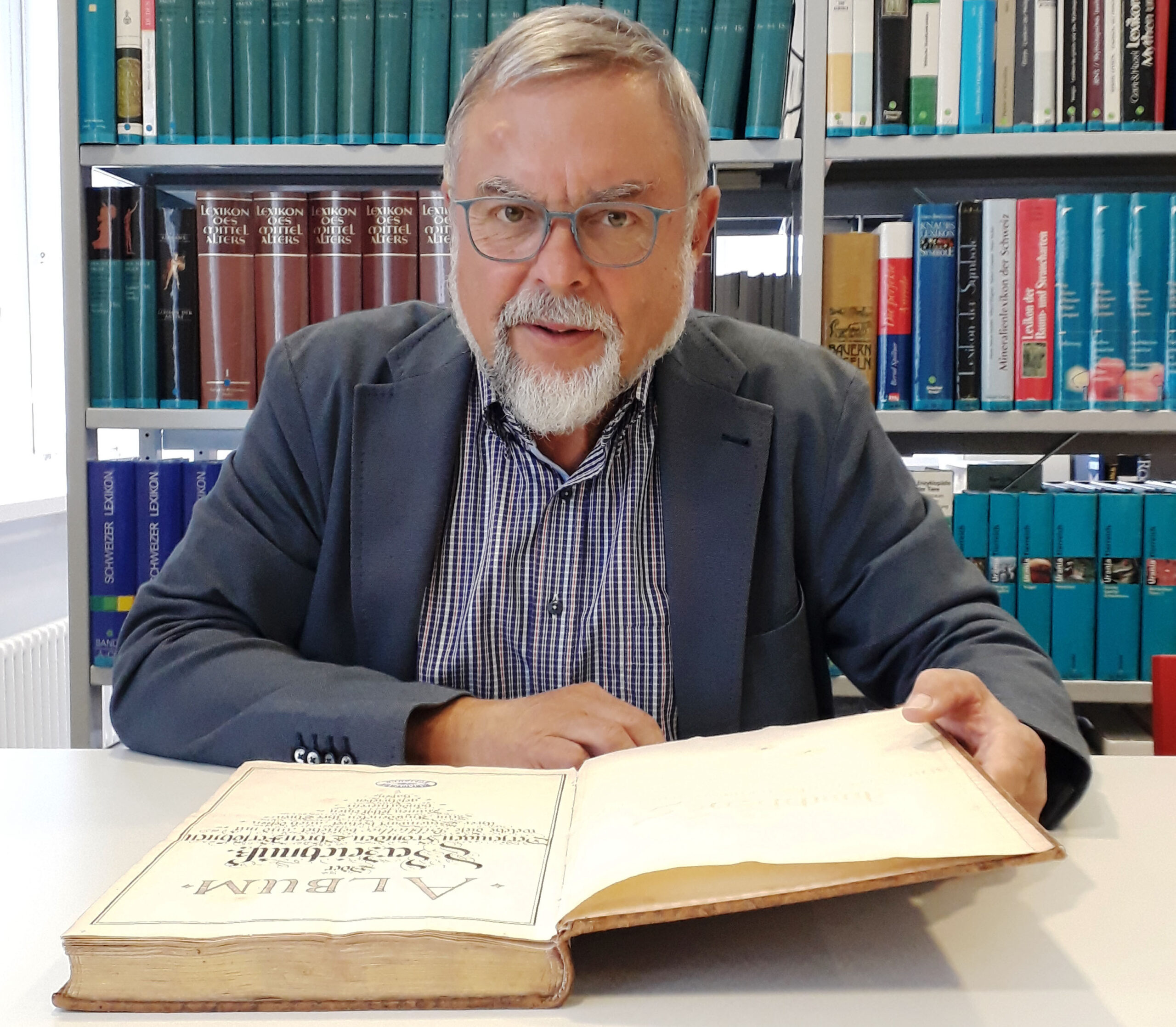 Rudolf_Gamper_Digitalisierung_Historischer_Buchbestand