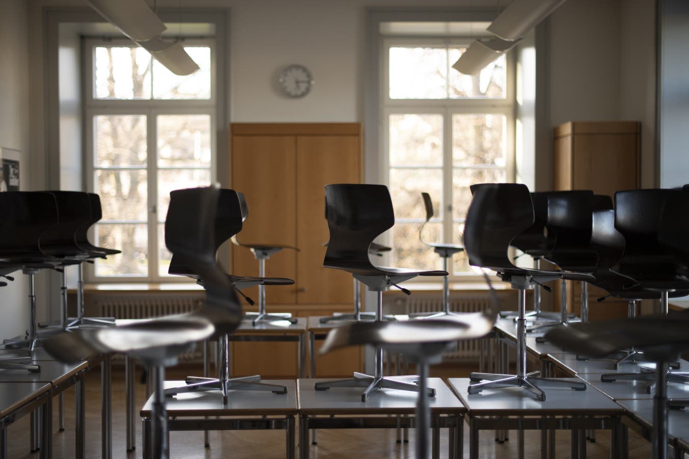 schulzimmer_leer_key