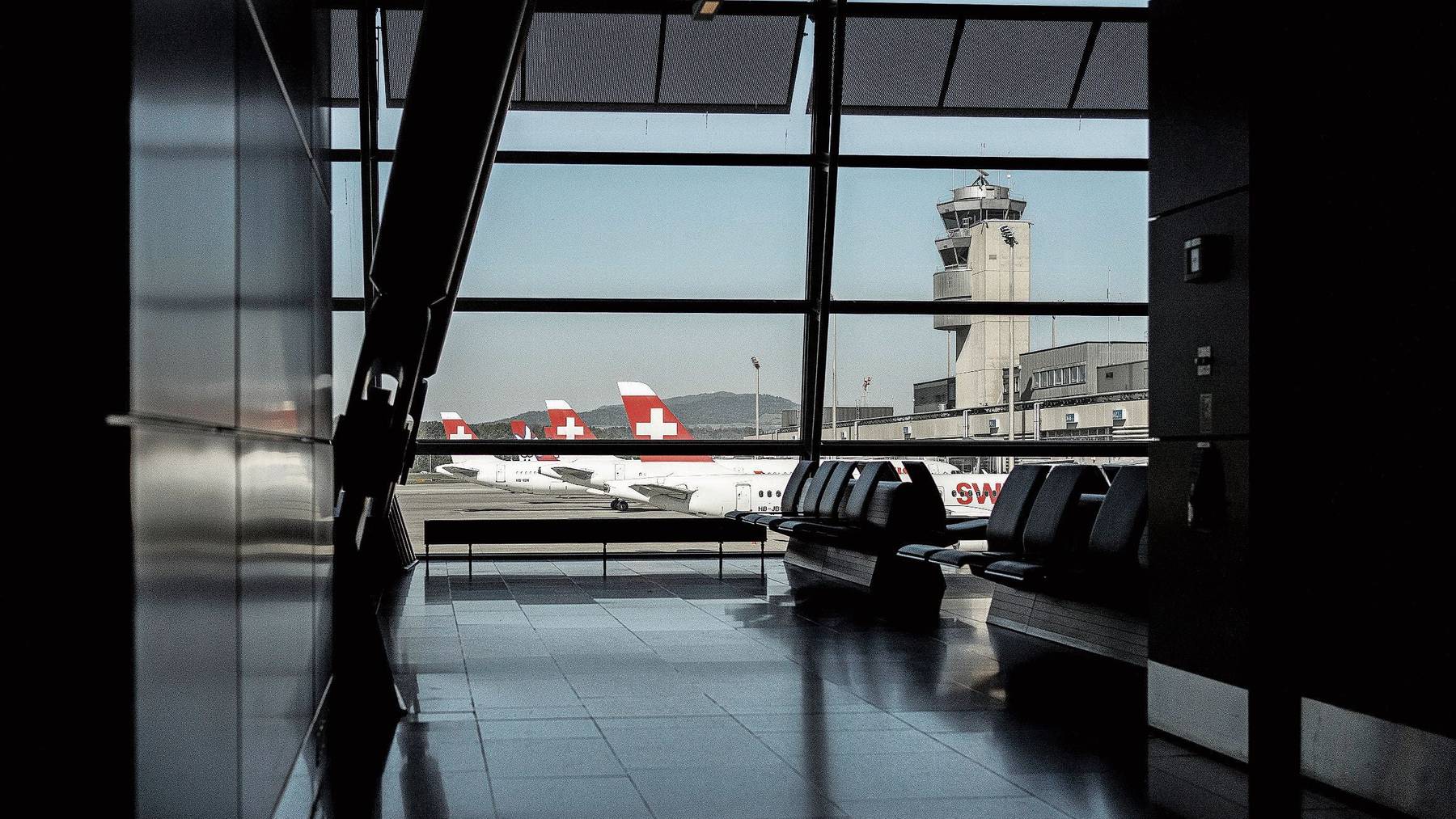 wartehalle_Flughafen_key