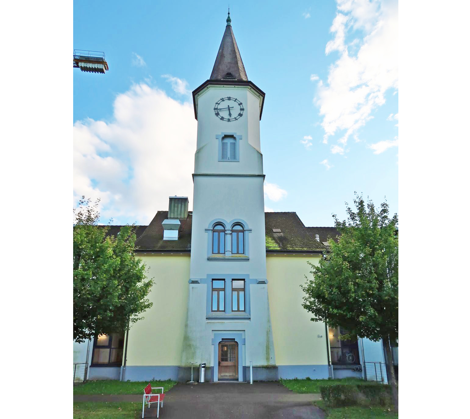 Sennhof_Vordemwald_Turm_rew1