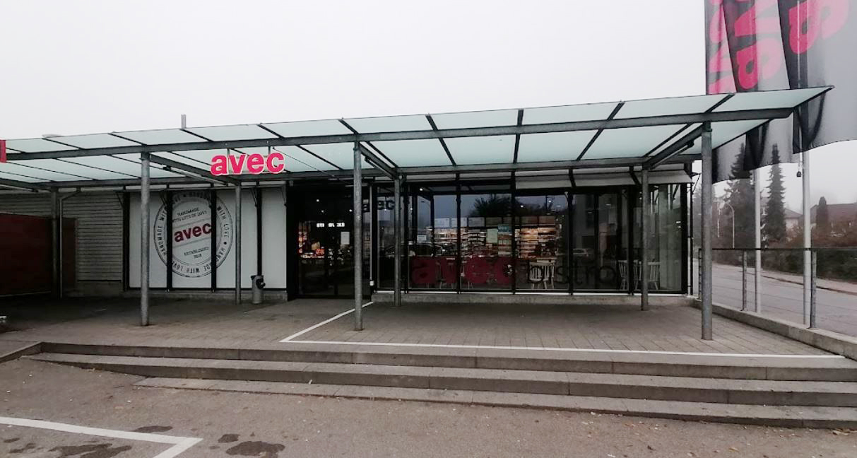 avec1